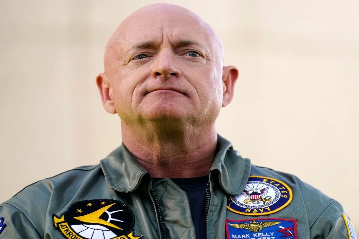 Mark Kelly Net Worth Life, Age, Political Career & Bio — Transatlantic
