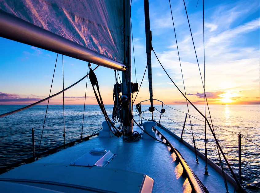 Canadian Man Sails Around the World Alone in 265 Days Engoo 每日新聞