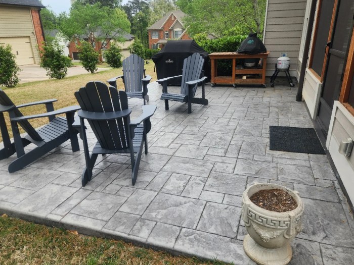 Professional Stamped Concrete Patio Services in Des Moines, IA