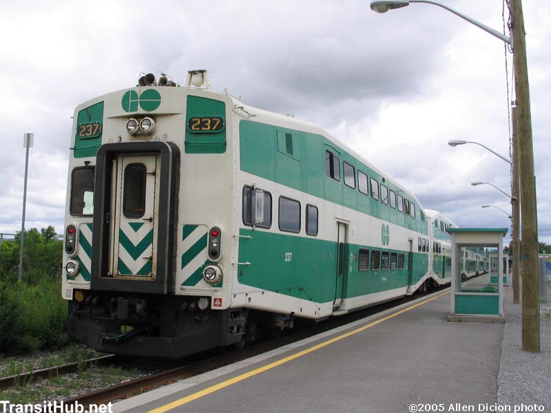 TransitHub GO Transit Gallery