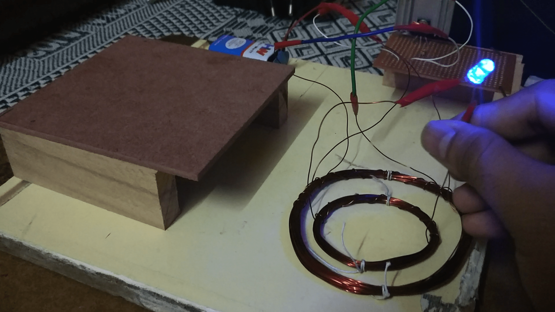 Wireless Power Transmission using Inductive Coupling with Residual