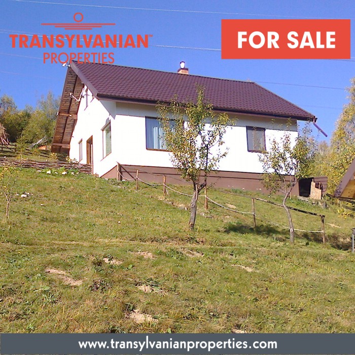 FOR SALE Holiday home with separate building, and 3000 sqm land [with