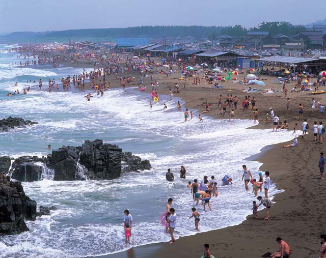 2021年鷹巣海水浴場海開きや駐車場情報！バーベキュー情報や売店なども！｜おでかけねっと