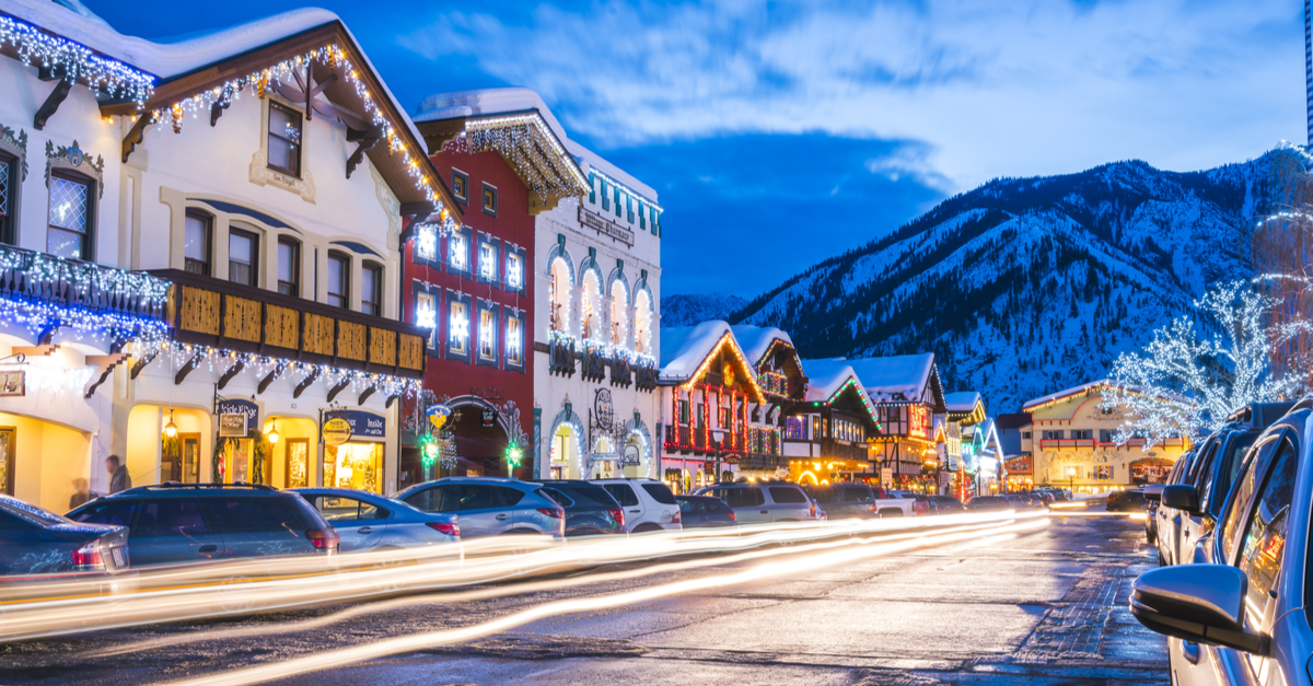 21 Adorable Mountain Towns Our Readers Couldn't Get Enough Of In 2021