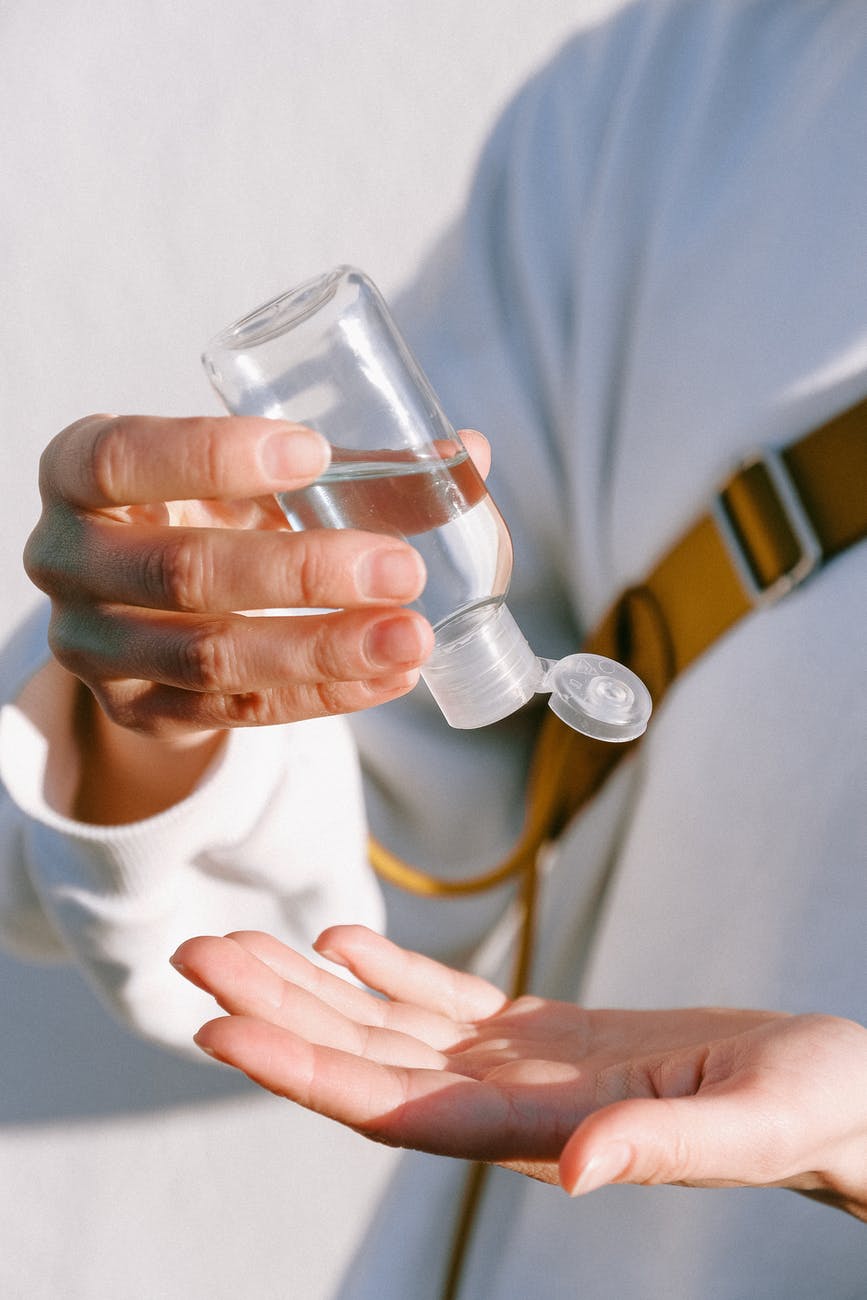 Can You Bring Hand Sanitizer On a Plane 2024? TSA Rules TRAVELCLOSELY