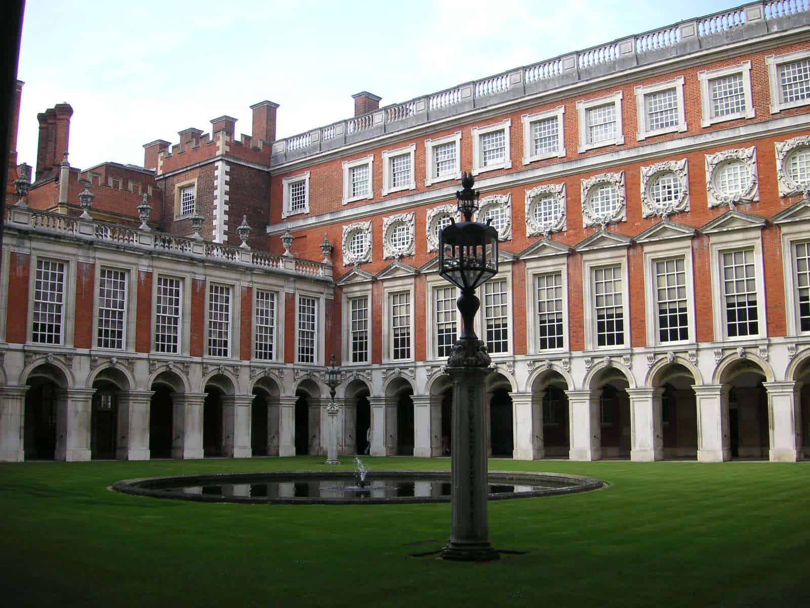 Historical Attractions in London A Guide to All the Best Bits Travel