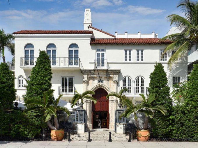 Villa-Causarina-Miami-versace-boutique-hotel