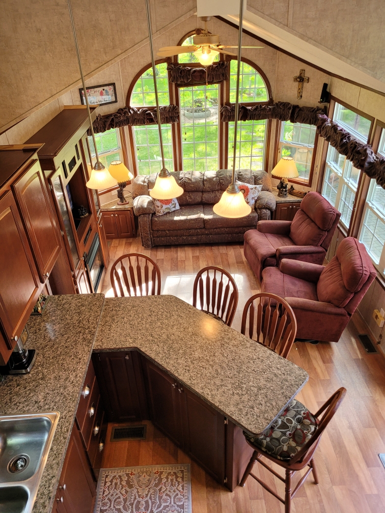 78,500 207 River Road Sold Travelers Country Club on the Mississippi