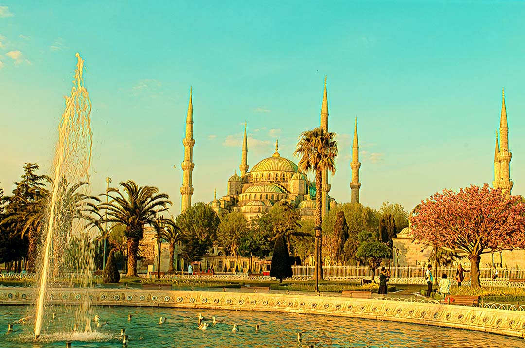 Cheap Weekend flights to Istanbul Travelinch Find best flight deals!