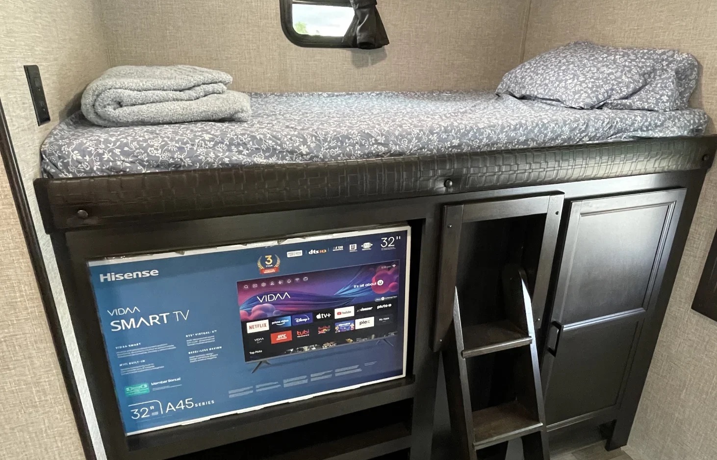 2022 Jayco Jay Flight 32 Ft. Bunkhouse Trailer With Dual Slide Outs Traveling Gnome RV Rentals