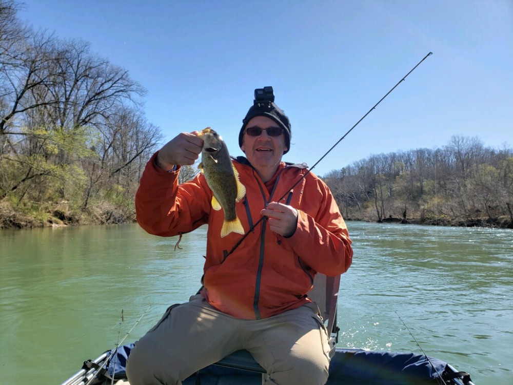 Current River fishing adventure for smallmouth bass in Missouri