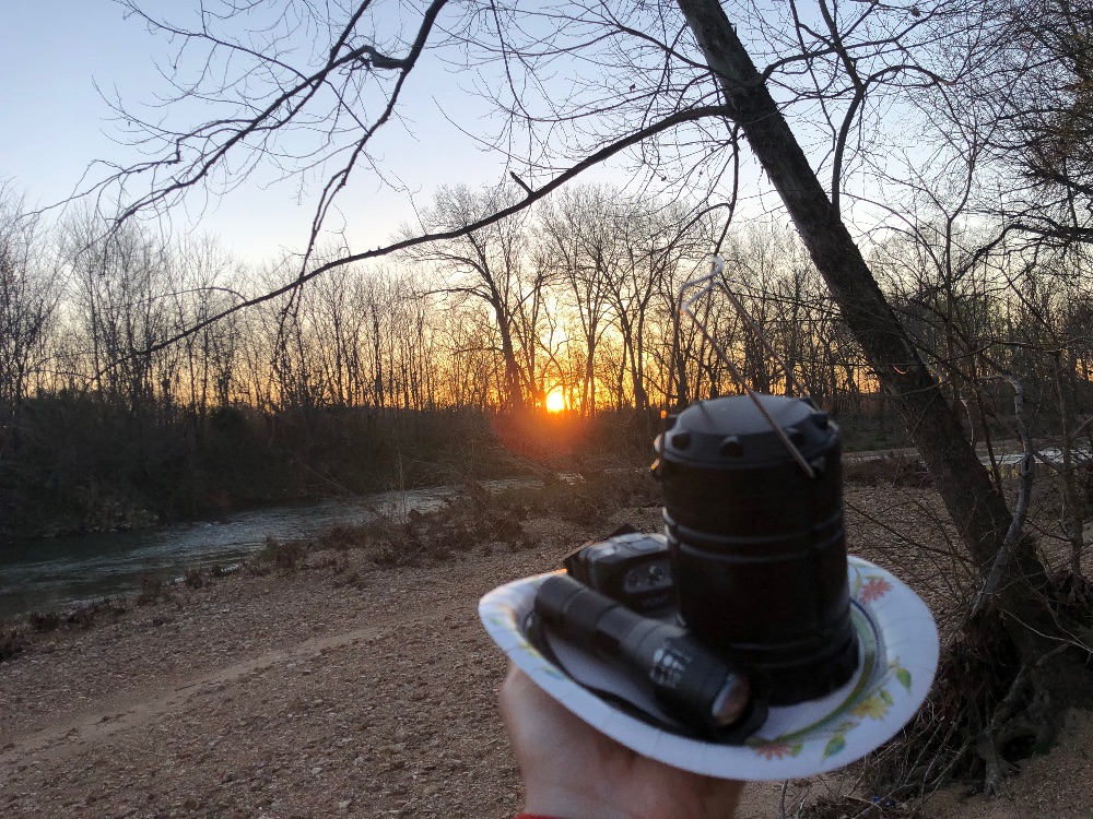 Vont light up your summer camping trip with great flashlights