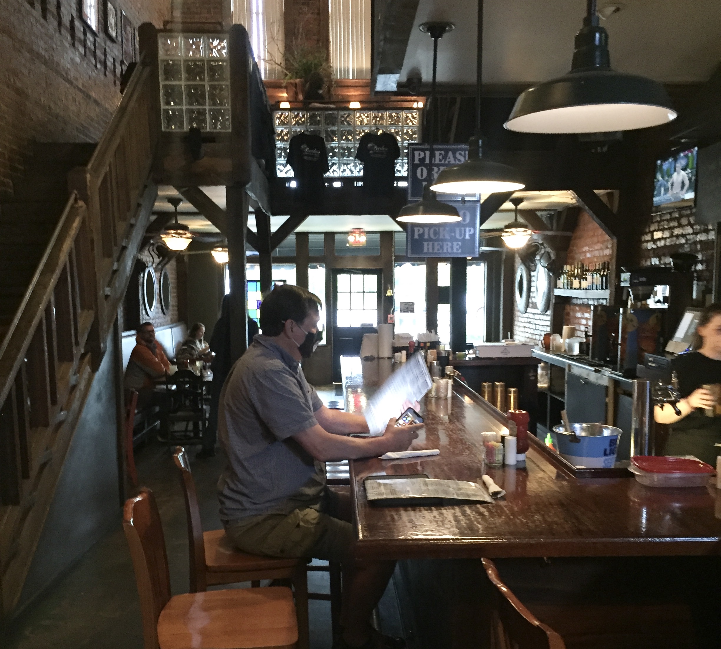 Peerless Saloon, Alabama's Oldest Bar Traveling with PugsleyTonks