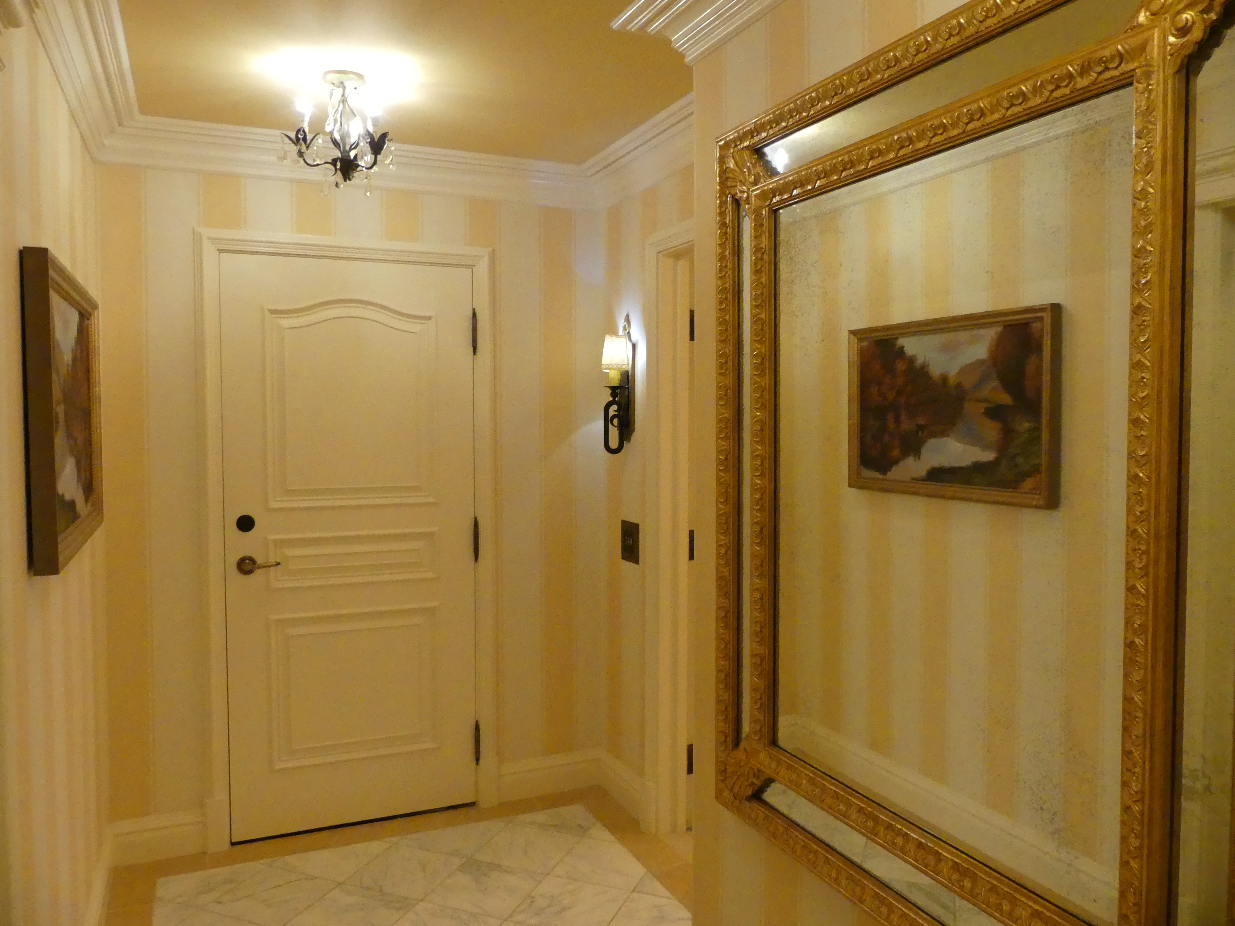 enter_room TravelinPoints