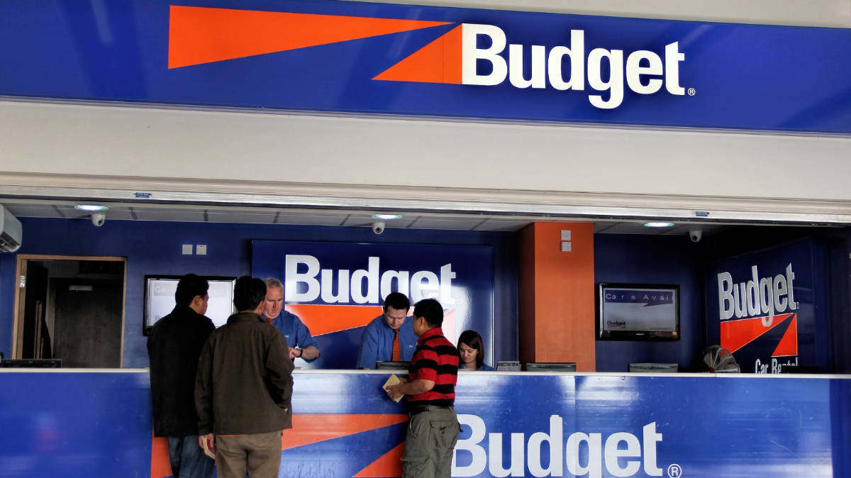 Dublin Car Rental (Best Sites to Compare + Guide)