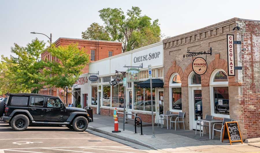 21 Best Cities in Colorado (A Local’s Picks)