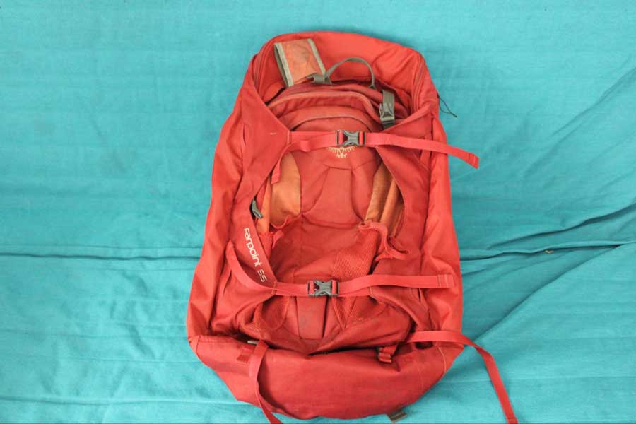 Osprey Farpoint 55 Review (I Tested It in 10 Countries)