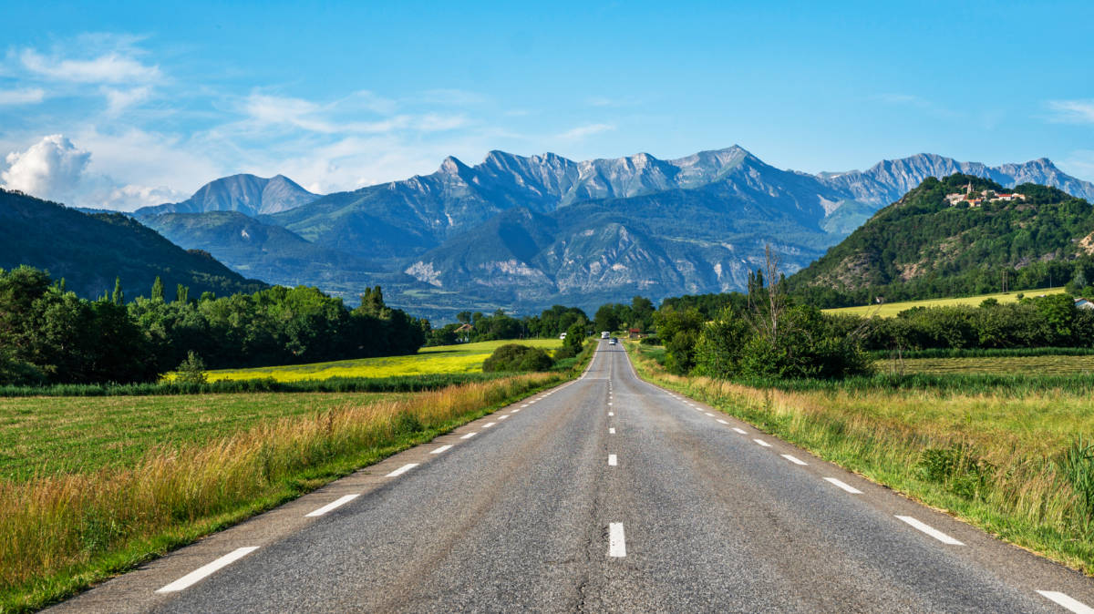 A Guide to Renting a Car in France Travel Lemming