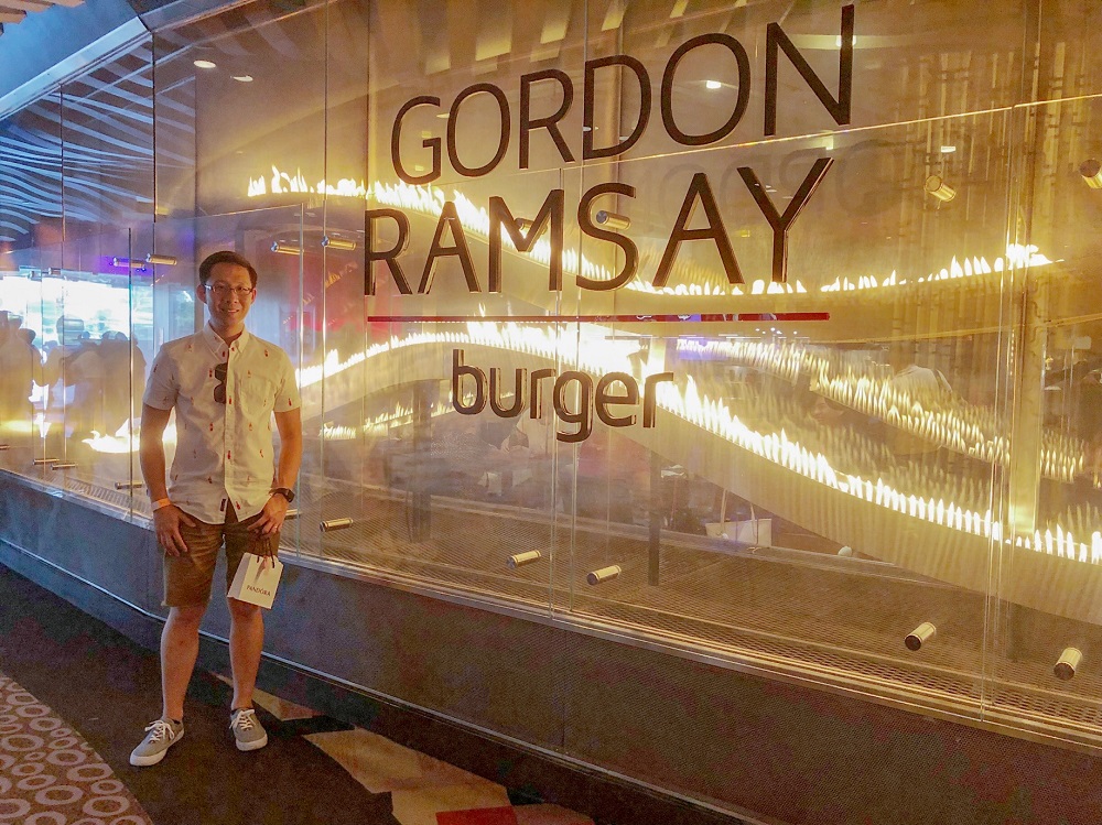 Gordon Ramsay Burger South Las Vegas Boulevard Las Vegas Nv Burger Poster