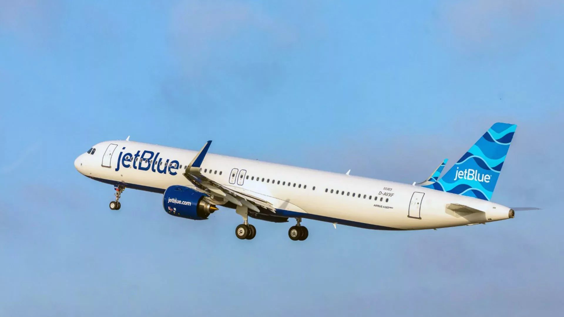 Tickets Now On Sale for New JetBlue Flights to Paris This Summer(03)