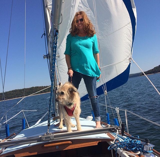 How To Be a Boat Dog Travel Tails