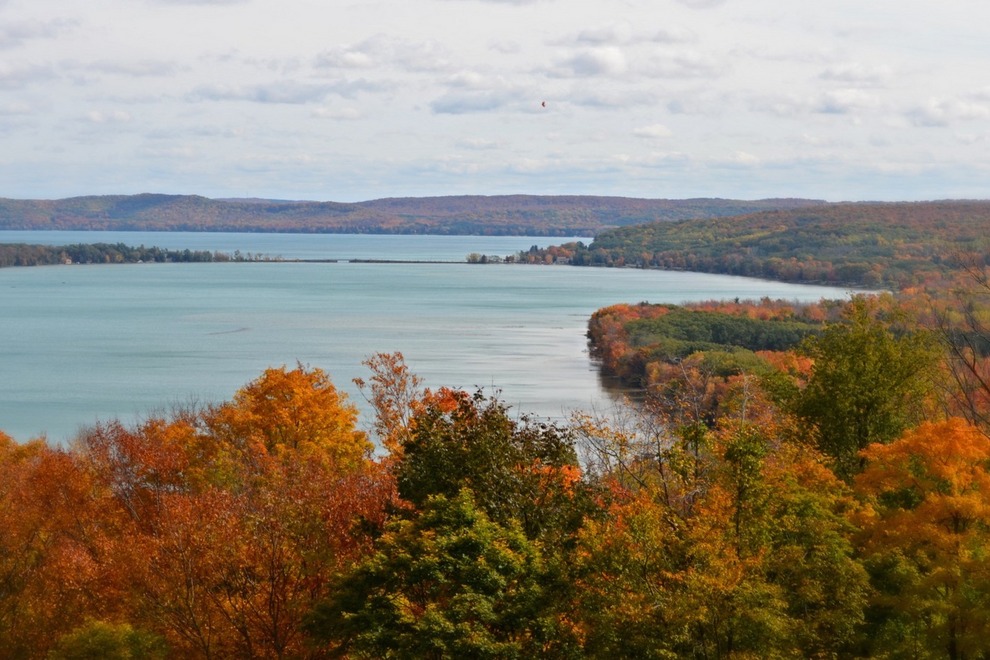 Fall Color in the Lower Peninsula 10 Places to Visit