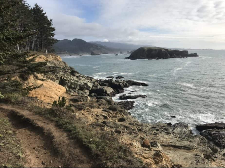 7 Top Things To Do In Gold Beach, Oregon TTWT