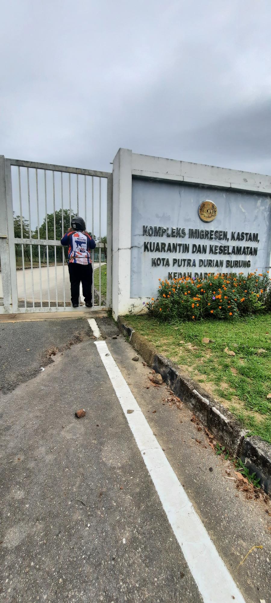 Durian Burung Kedah / Balai Polis Kota Putra Kedah About