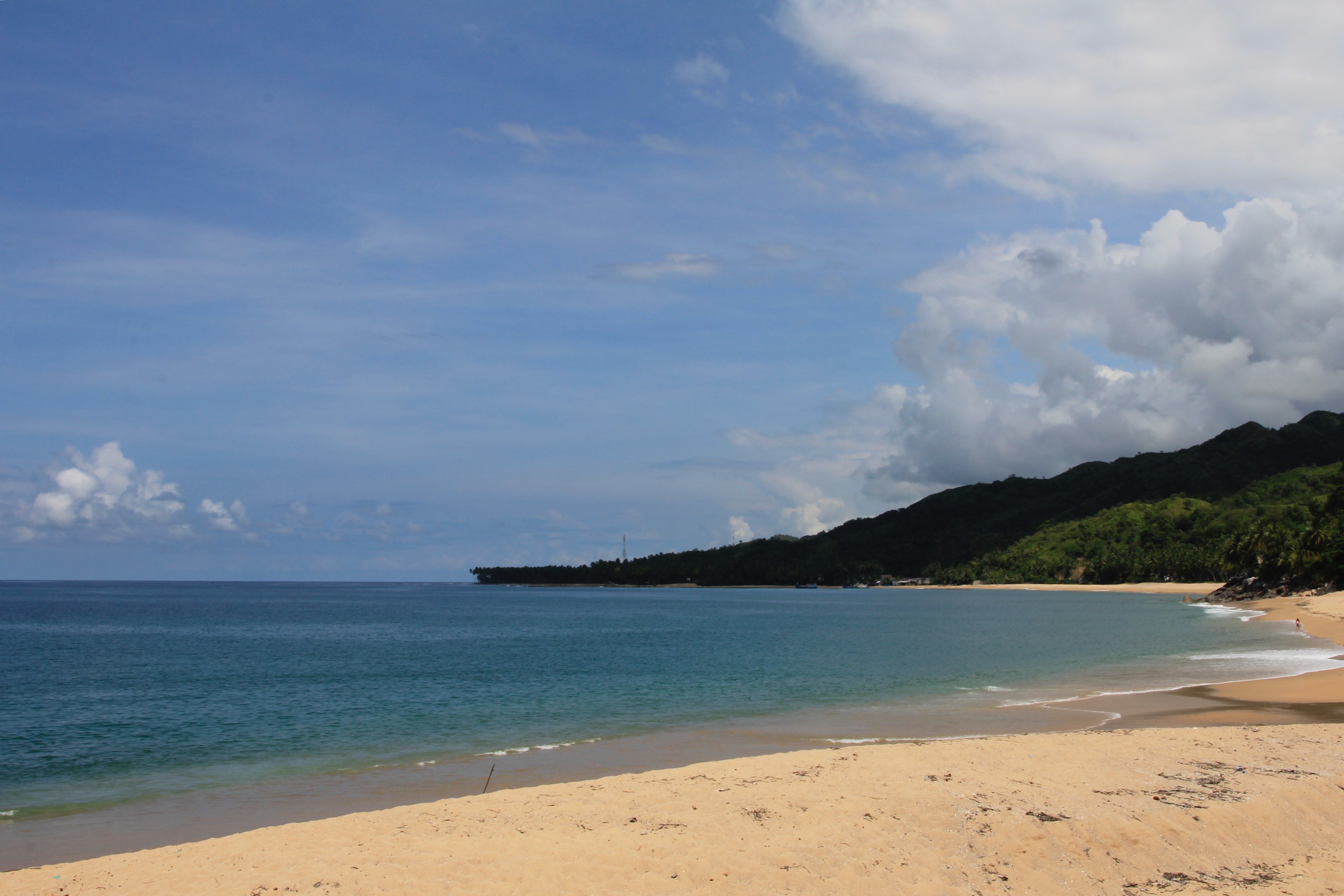 Tapaktuan: Kota Naga di Selatan Pulau Sumatera | Traverse.id