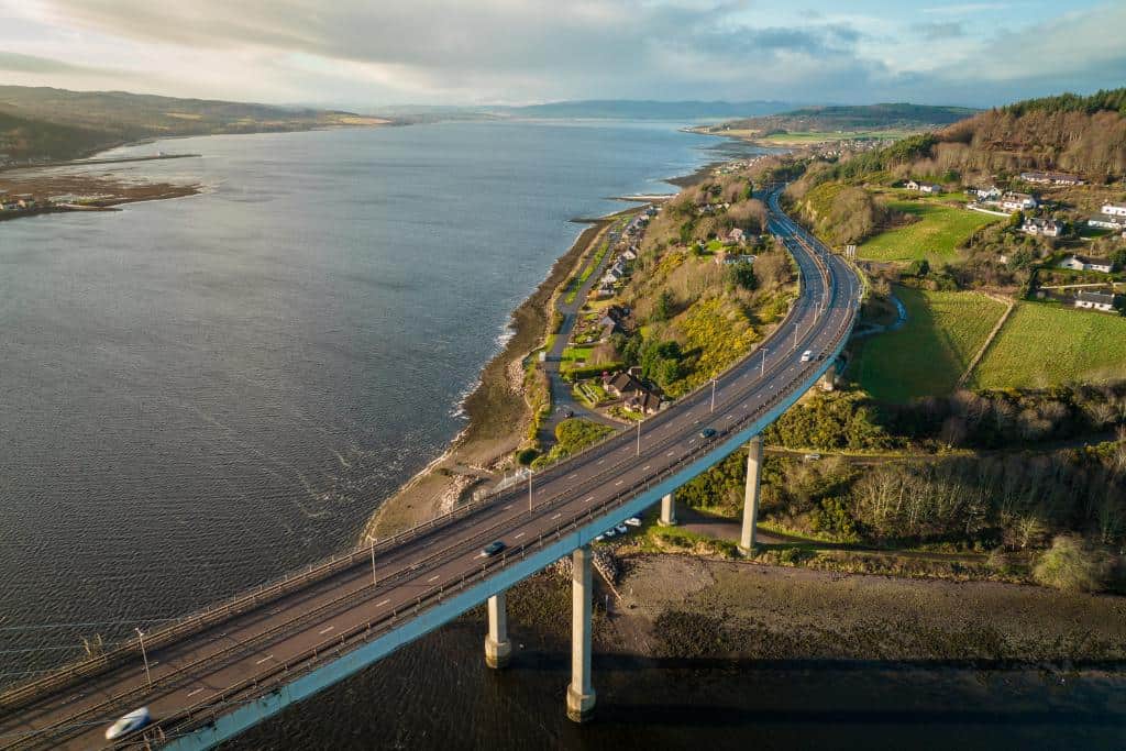 Easy Ways To Get From Edinburgh To Inverness (Train, Car + More!)