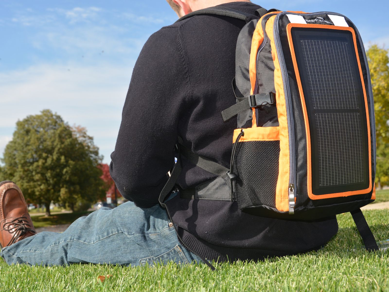 enerplex solar backpack