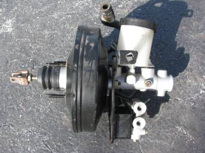 01-'05 Mazda Miata Brake Master Cylinder and Booster