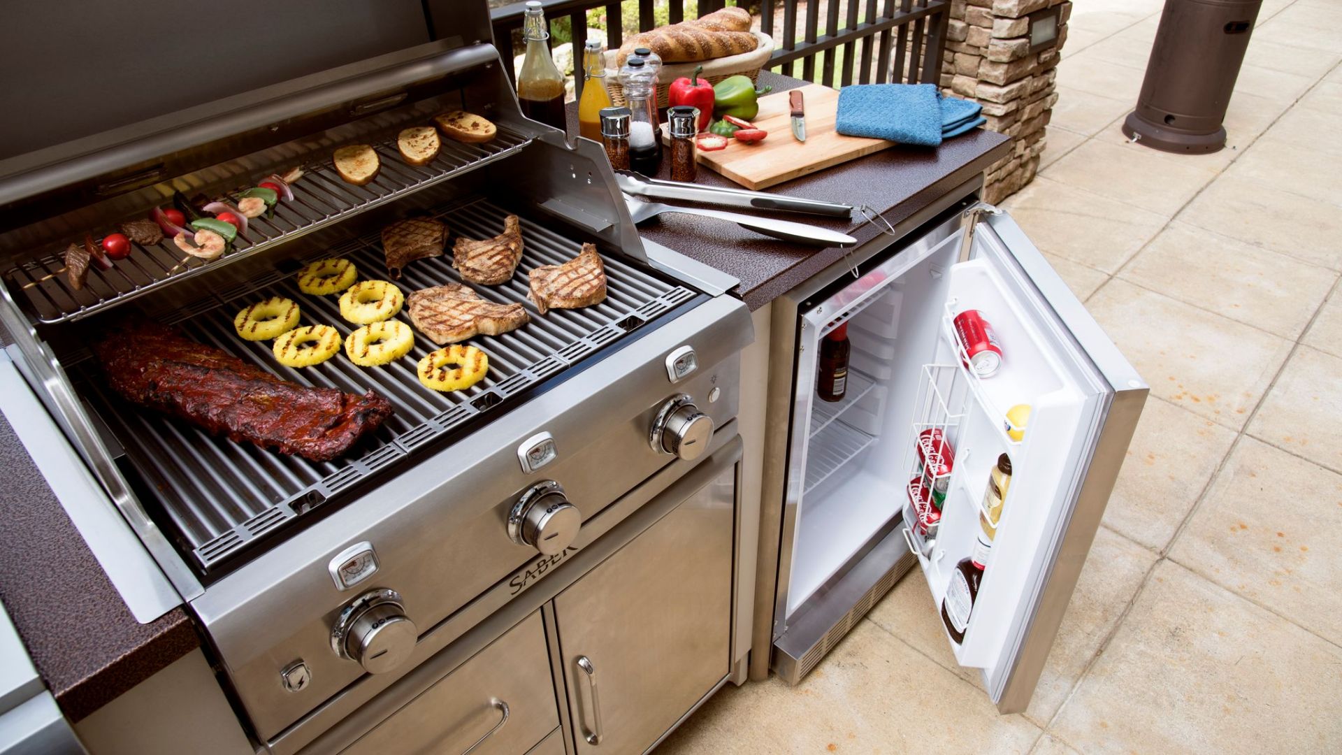 6 Accessories You'll Need for Your Grill & Outdoor Kitchen Tredway