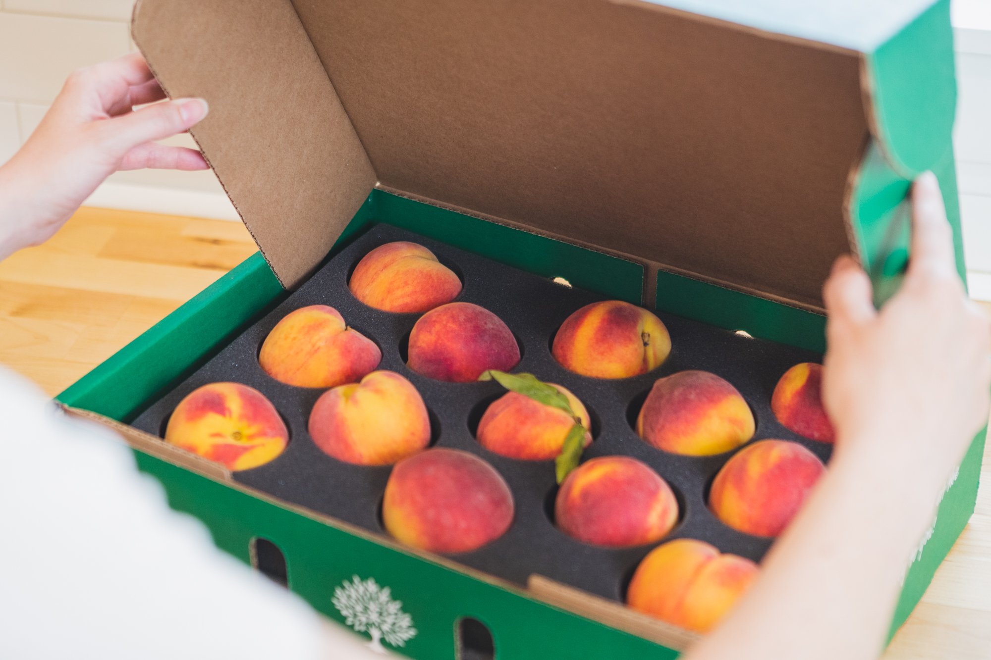Peaches For Sale Fresh Fruit Delivered TreeRipe Fruit Co.