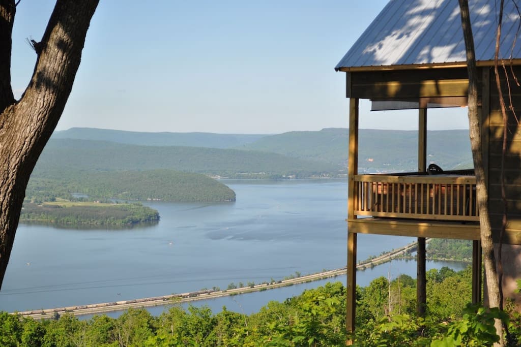 Top 12 Treehouse Rentals in Alabama & Cool Cabins Treehouse Trippers