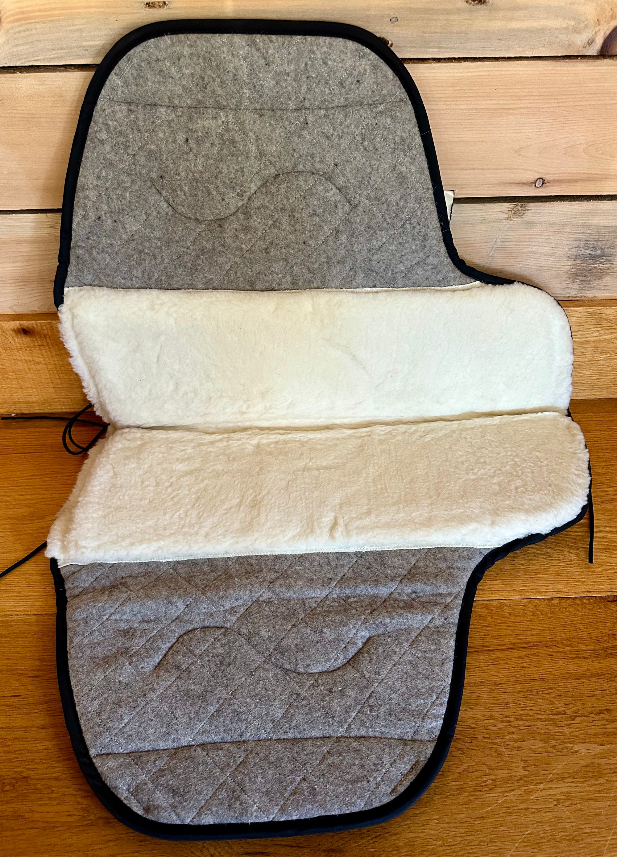 Skito English Dry Back Treeless Saddle Pad Custom Fit Saddle Up