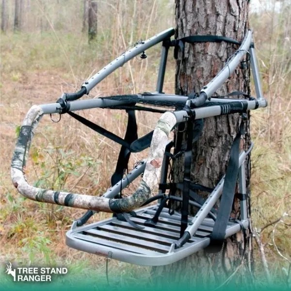 Best Climbing Tree Stand For Bow Hunting Deer Safely (2024)