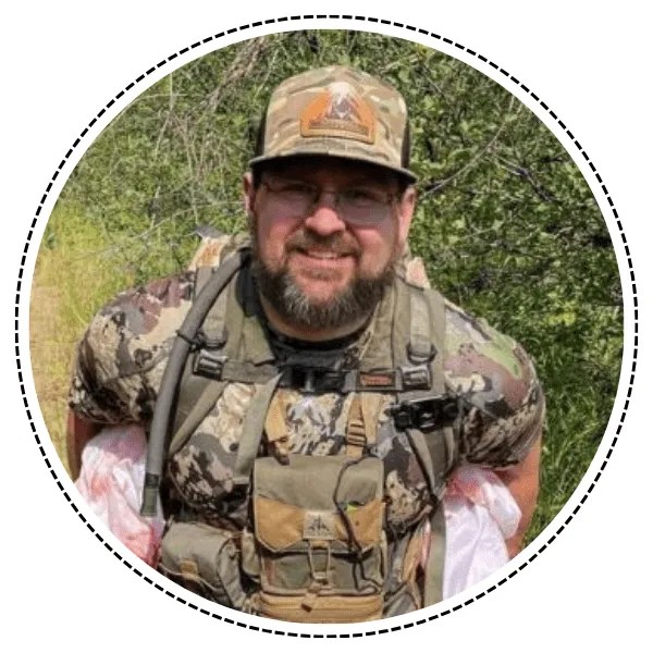 How Far Do Deer Travel? Deer Herd Day & Night Movement (2023)