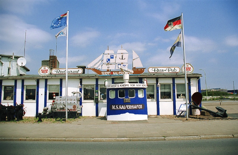 Restaurant Treffpunkt Kaiserhafen Die letzte Kneipe vor
