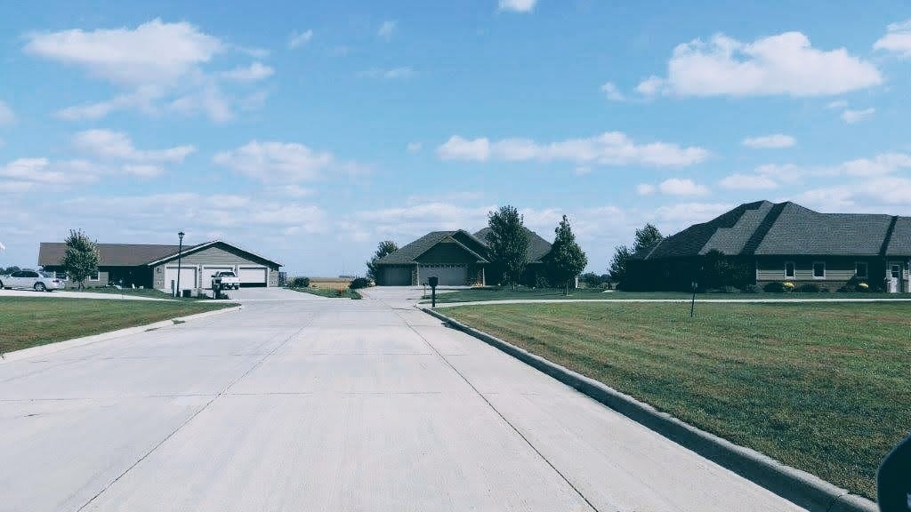 Pine Grove ⋆ Treimer Realty, LLC