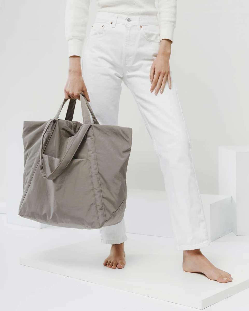 BAGGU Travel Cloud Bag Review One of Our Favorite BAGGU Bags of All