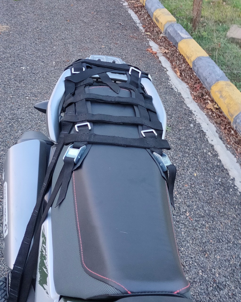 Motorcycle Soft Luggage Rack for Attaching Bags