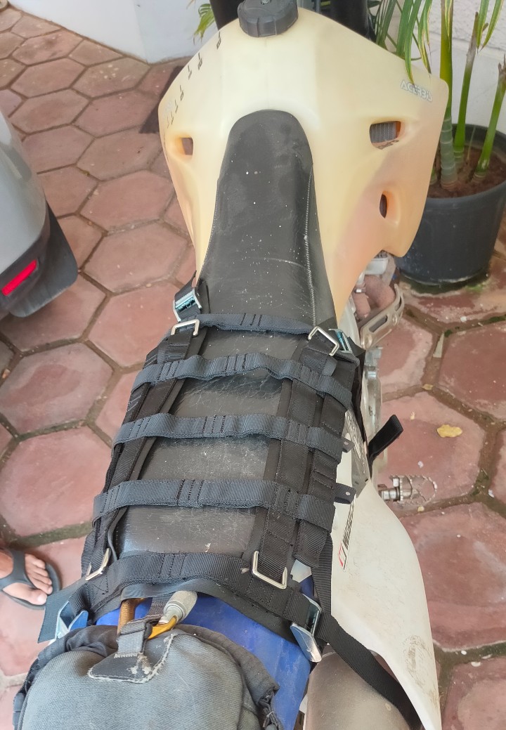 Motorcycle Soft Luggage Rack for Attaching Bags