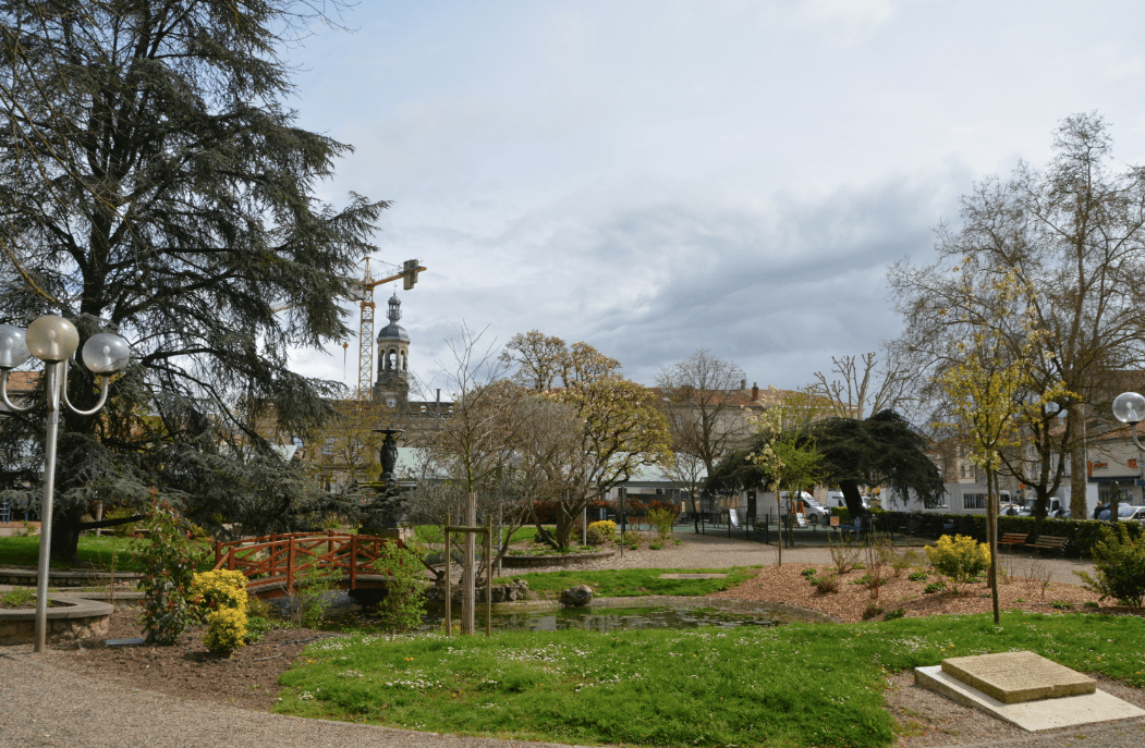 Le jardin de la place du Pin Trek TIC