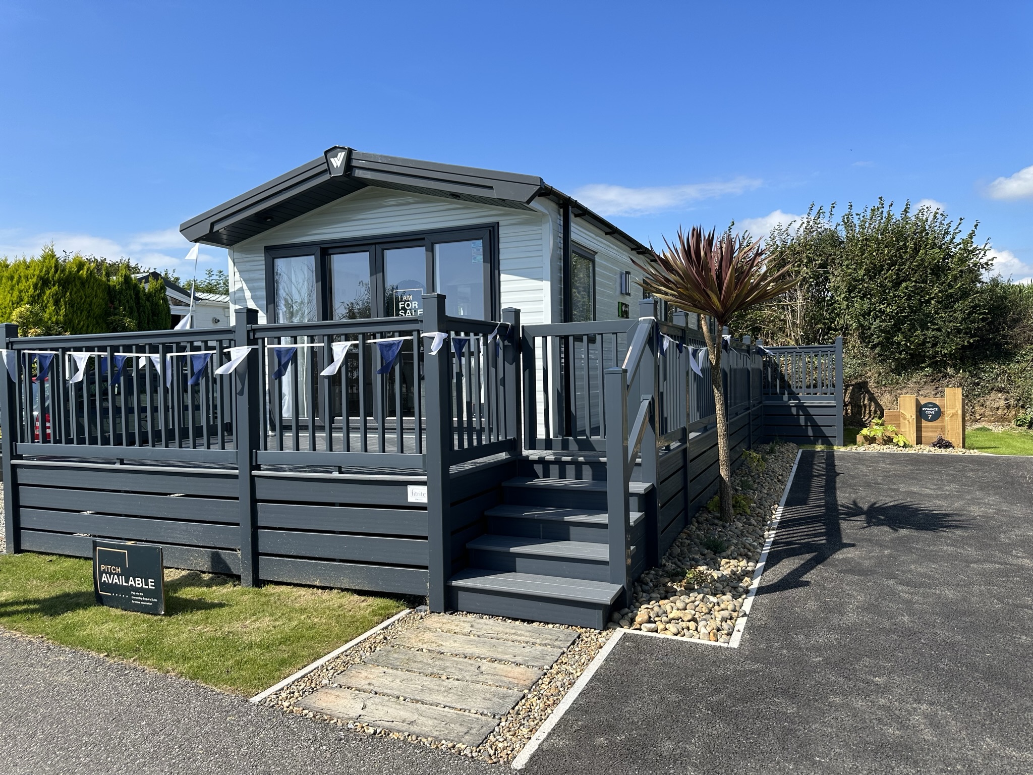 Holiday home for sale in Cornwall Willerby Manor Lodge Trelay