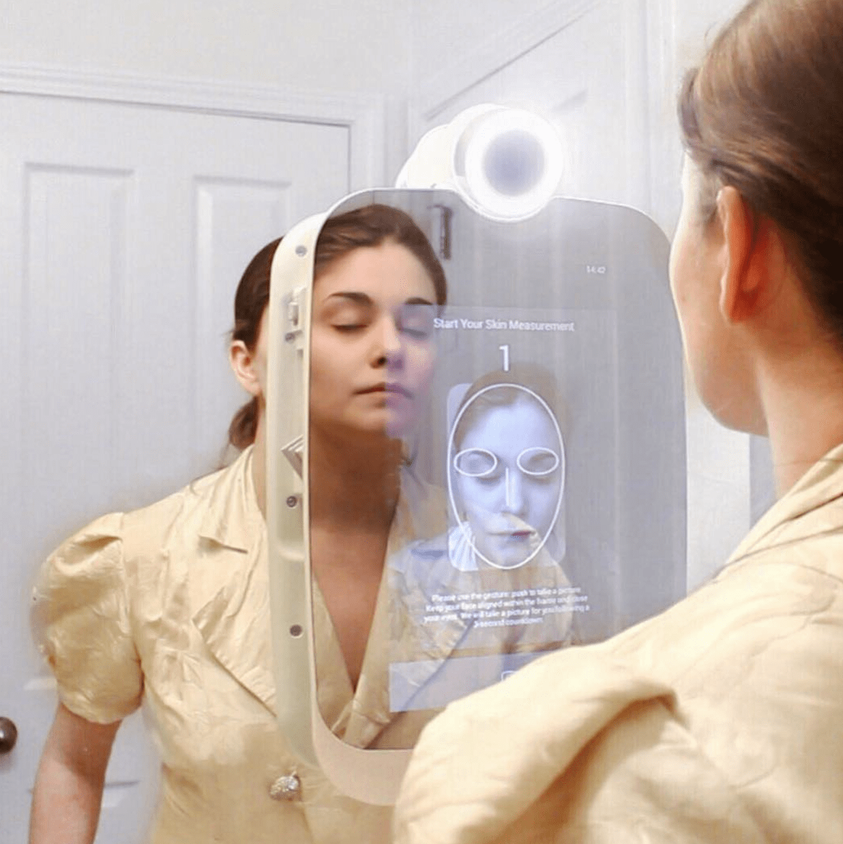 HiMirror3 Trend Research Studio Trend Issues