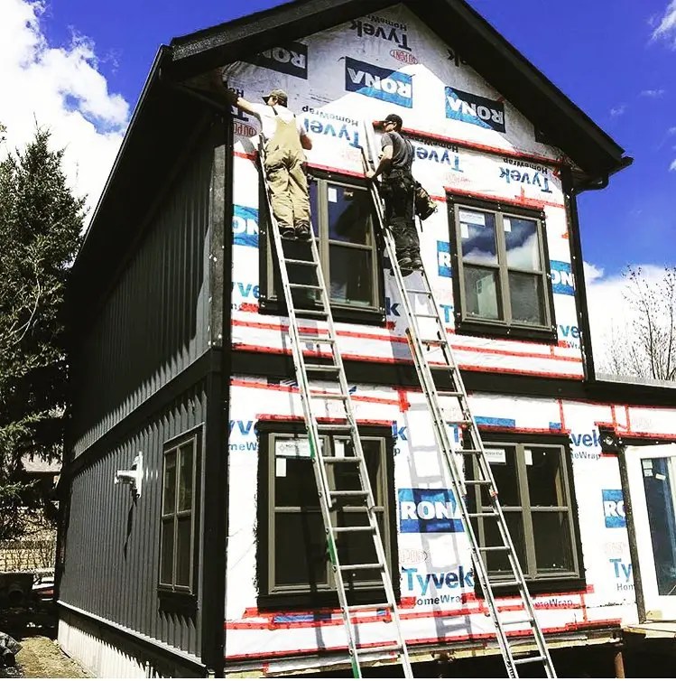 Unique and Stylish Container House in Exshaw, Bow Valley Trendy Tiny