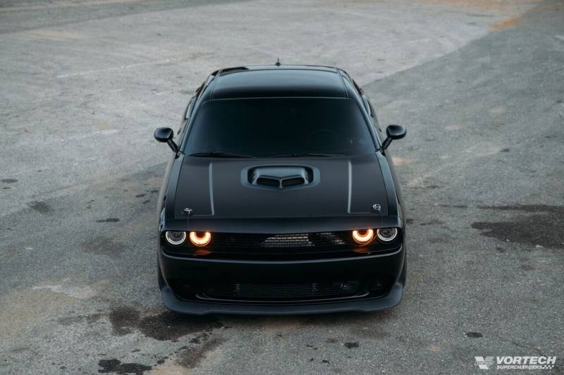 Vortech Supercharger Dodge Challenger 6.4L 20152019 Interccooled
