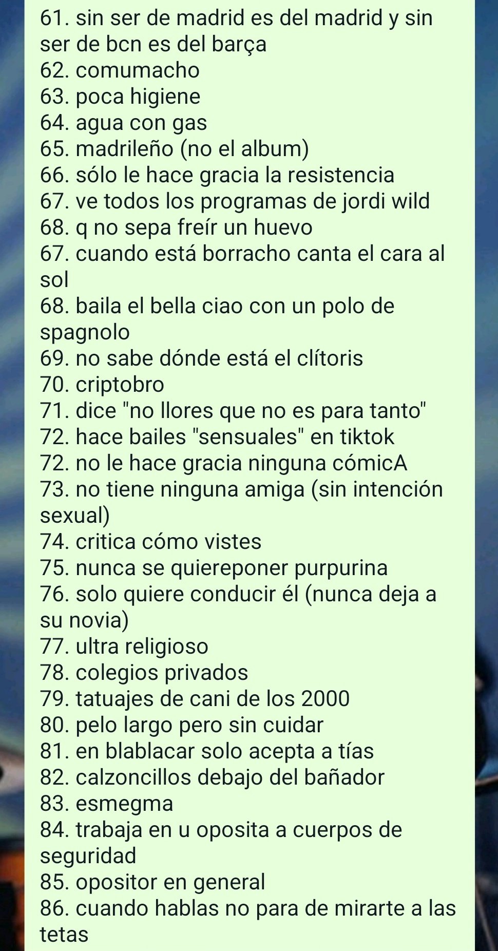 Un tío crea una lista de red flags en mujeres y un grupo de chicas crea