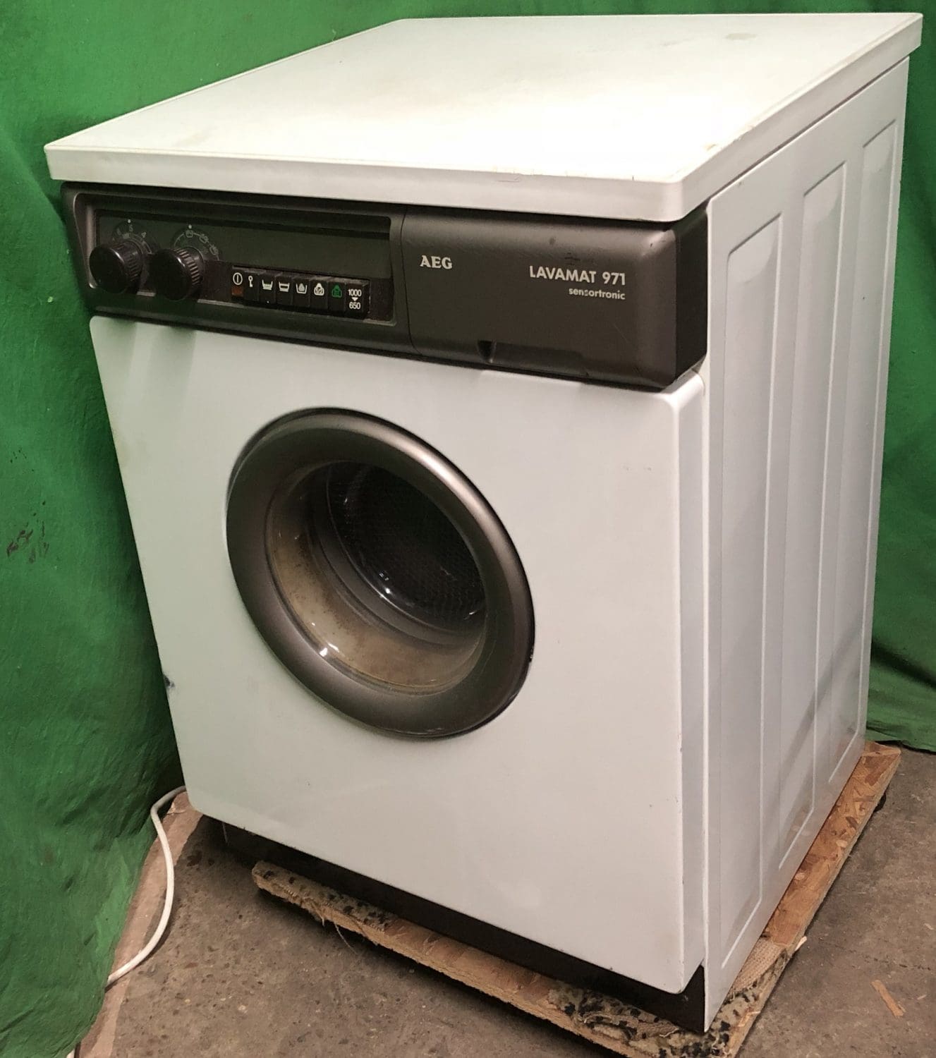 THBAEGFLW01 washing machine AEG lavamat 971 • Trevor Howsam Limited